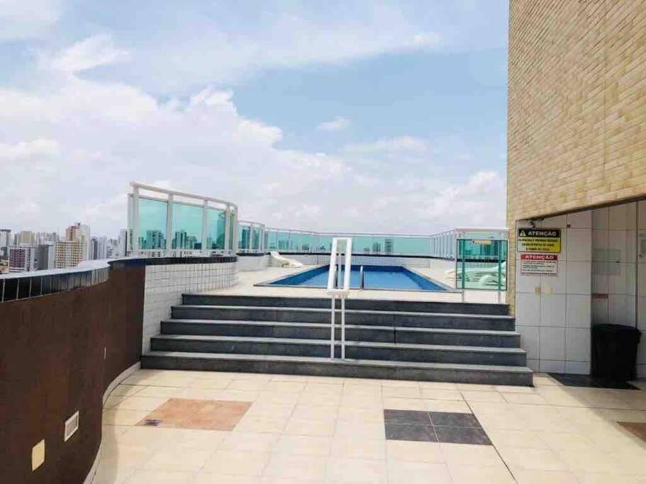 Com Piscina No Hooftop, 48m2 - Da Iracema- * Fortaleza (Ceara)