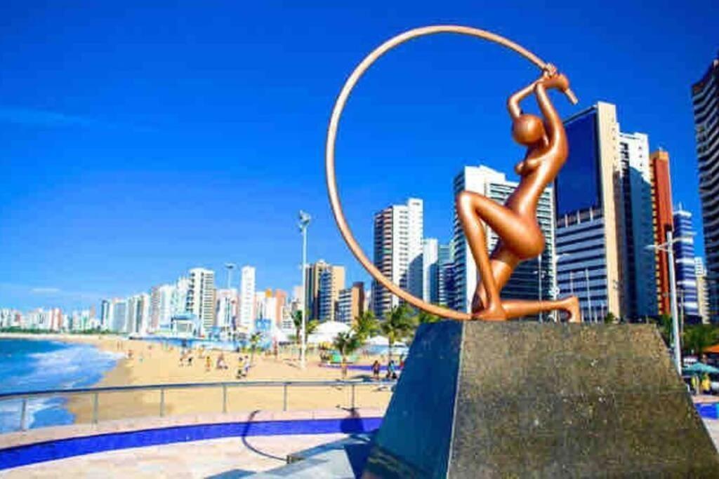 Com Piscina No Hooftop, 48m2 - Da Iracema- Apartment